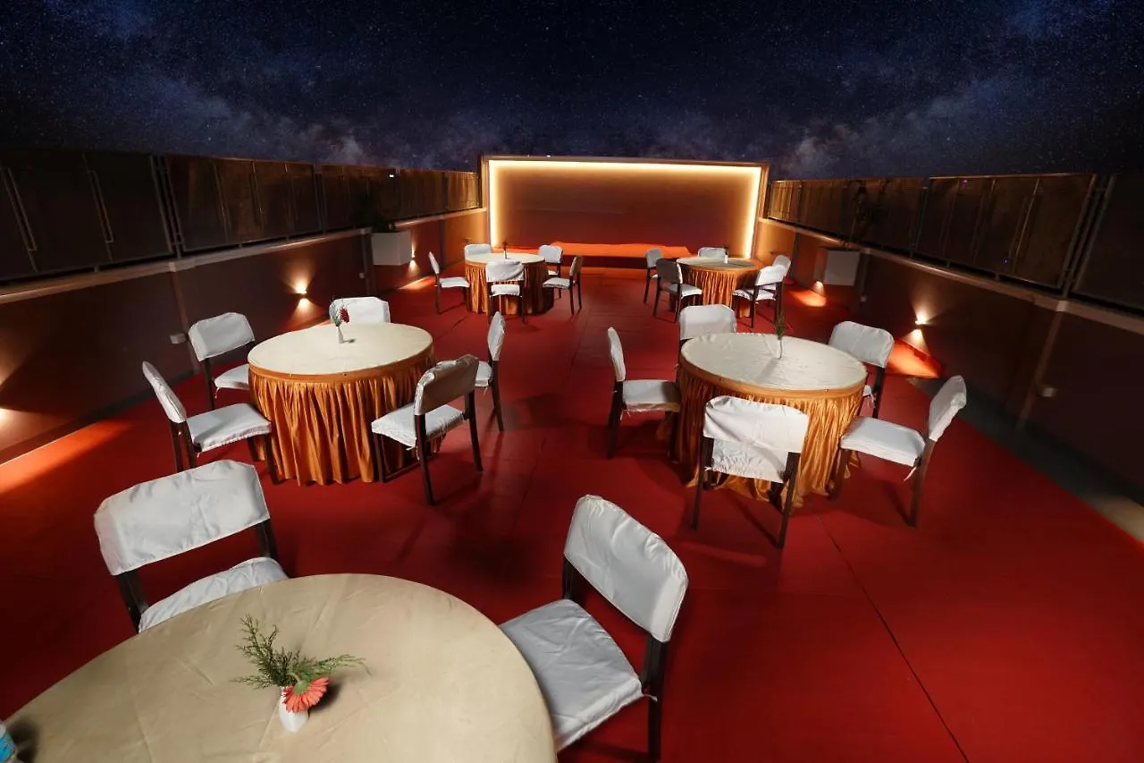 Tgr Suites Kochi Hindistan