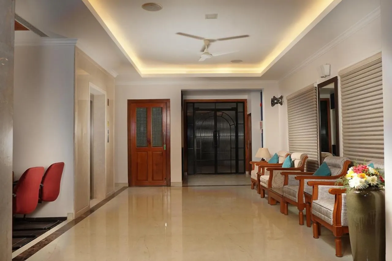 Tgr Suites Kochi 0*,